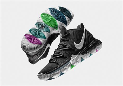 kyrie 5 versace